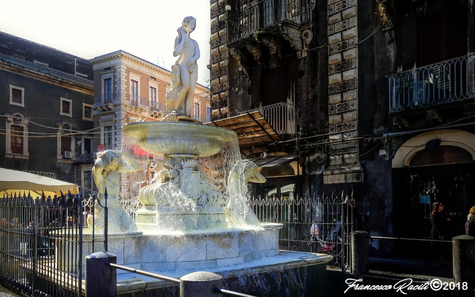 Hotel Elegante Matrimoniale Clemente House Catania Centro Zewnętrze zdjęcie